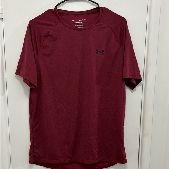 Under Armour Men's Maroon T-Shirt - Picture 1 of 3